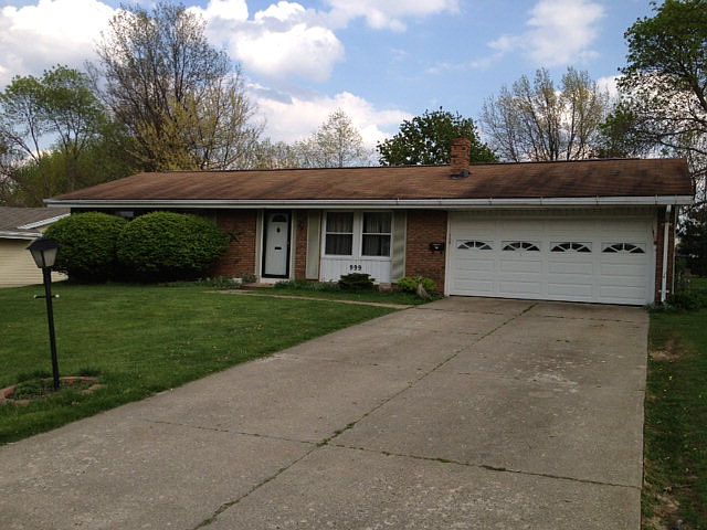 1st image of 999 Thomas Dr