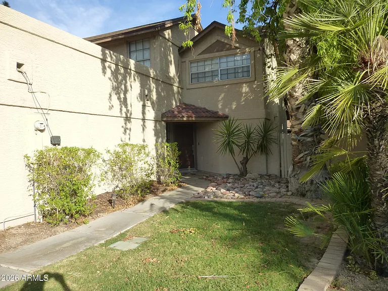 3853 W Ivanhoe St — Photo 1