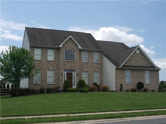 1st image of 105 Amberwood Dr