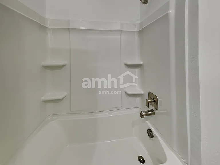 17166 W Lawrence Ln — Photo 13
