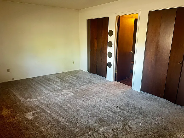 6736 S 565 E — Photo 10