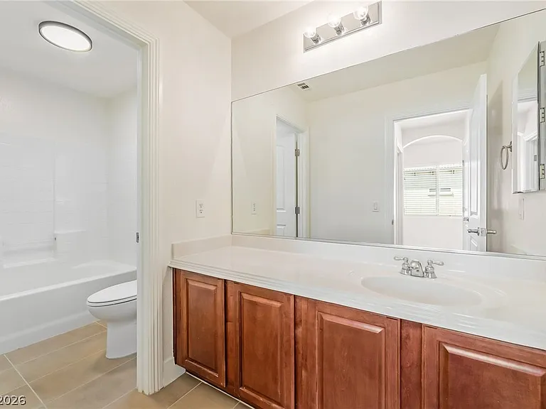 9372 Glendora Valley St — Photo 19