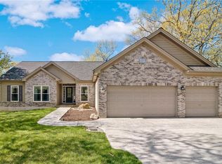 1627 Rockfern Dr, High Ridge, MO 63049