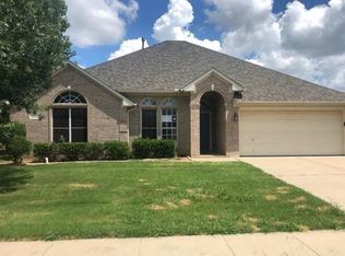 771 Little Ridge Ct, Burleson, TX 76028