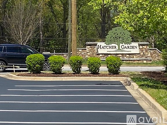 4th image of 819 John B White Sr Blvd #A