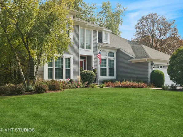 149 Napier Ct, Vernon Hills, IL 60061