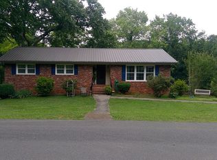 2009 Brookview Dr, Dalton, GA 30720