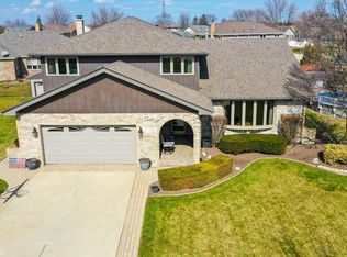 18821 Dilber Bay, Mokena, IL