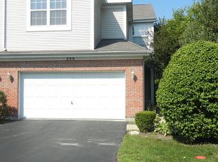 299 Bay Dr, Itasca, IL 60143