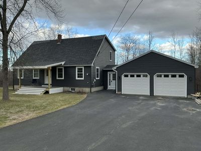 38 Tarybelu Lane, China, ME, 04358