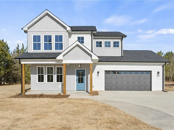 601 Bethlehem Ridge Rd, Pickens, SC 29671