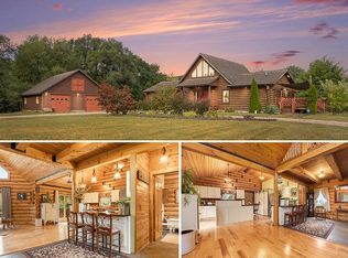 5957 S Landing Ln, Fremont, MI 49412