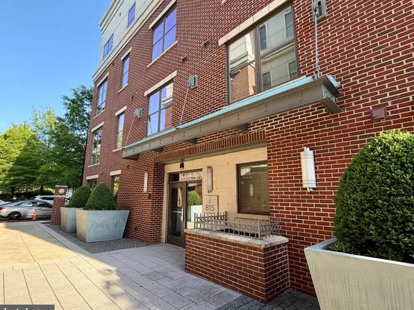 815 N Patrick St Unit 410, Alexandria, VA 22314