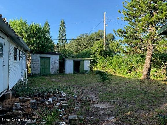 3rd image of 6987 Evergreen Dr