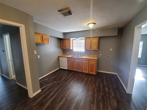 2nd image of 6114 Belmark St