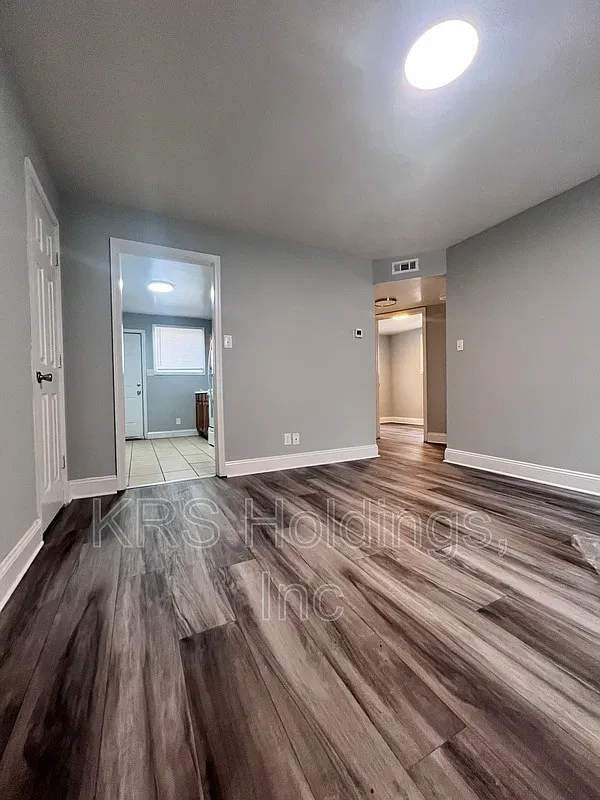 2 bed, 1.0 bath, $795 — Photo 1