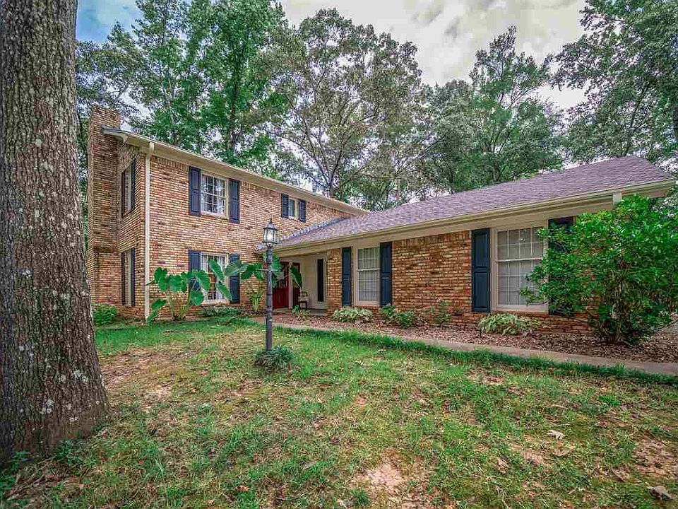 1st image of 143 Dennard Dr