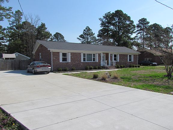 3rd image of 1808 Oyster Bay Ln