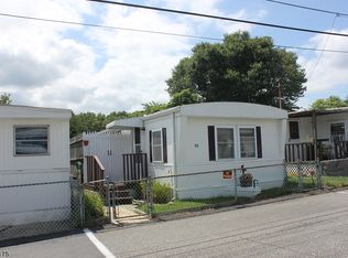 112 Genes Ln, Rockaway Boro, NJ 07866