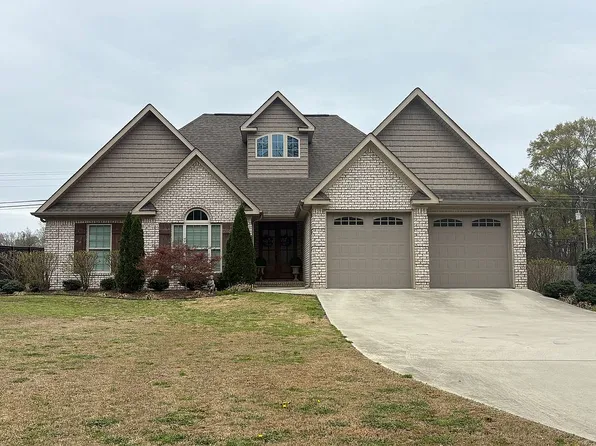 620 County Road 71, Killen, AL 35645