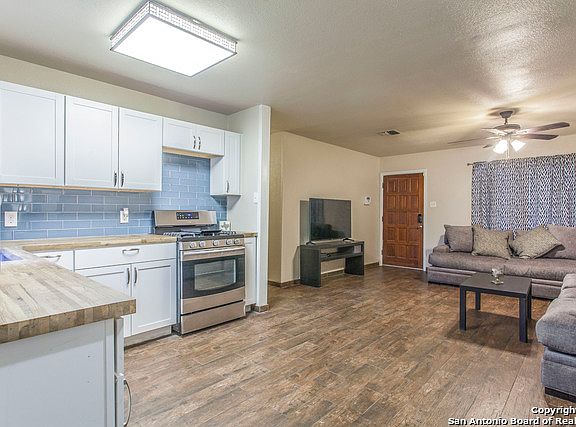 2nd image of 323 W Formosa Blvd