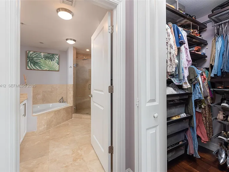 1650 Galiano St #Townhouse 14 — Photo 18