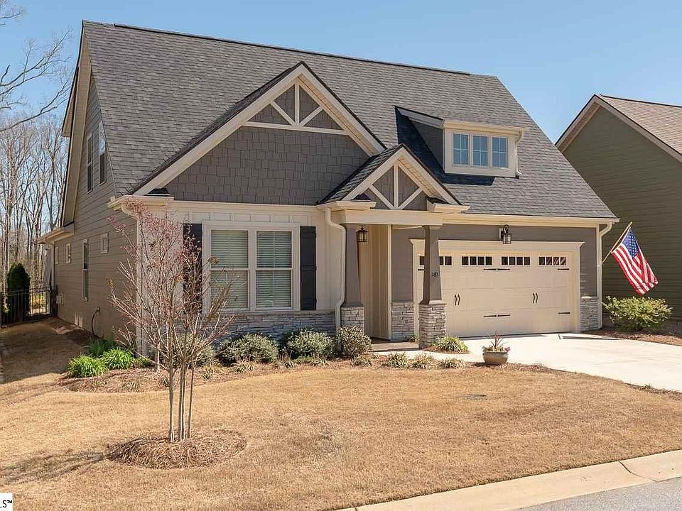 1st image of 343 Belle Oaks Dr