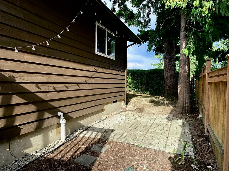 2821 Pacific St — Photo 19