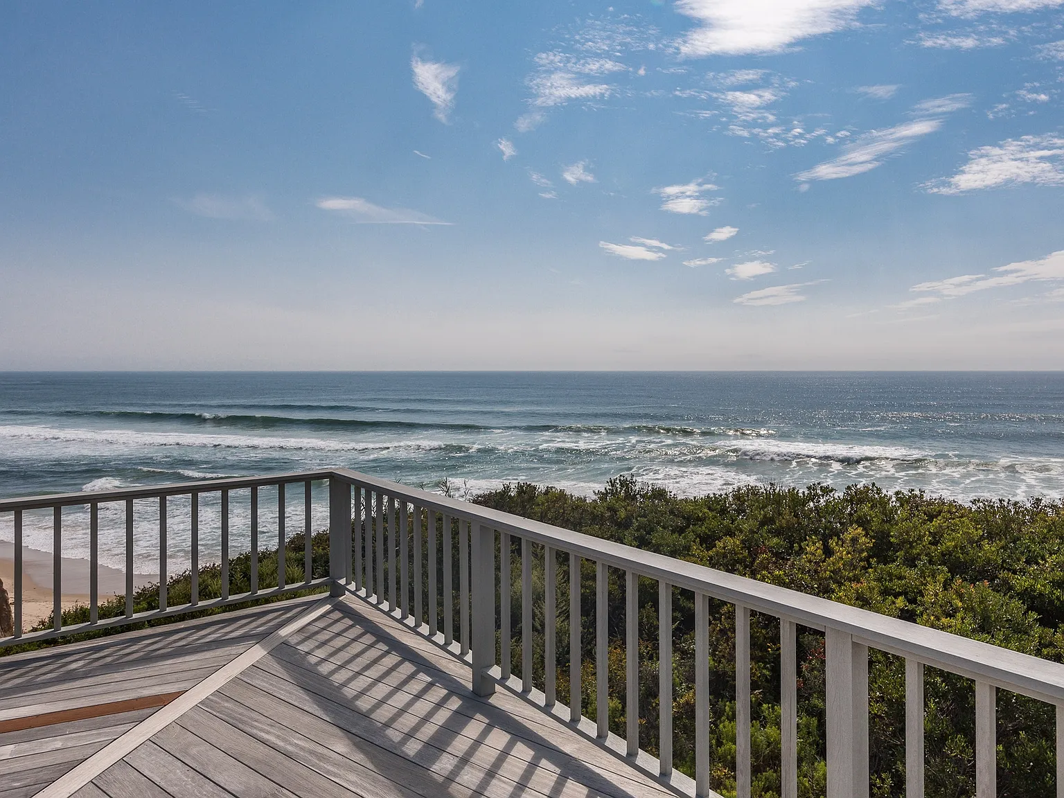Montauk Oceanfront — Photo 2
