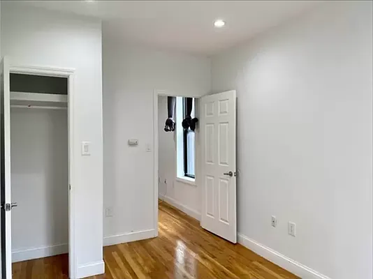 Rented by Hagstrom Management Inc | media 36