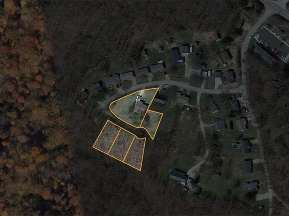 89 Wood Cir, North Parkersburg, WV 26104