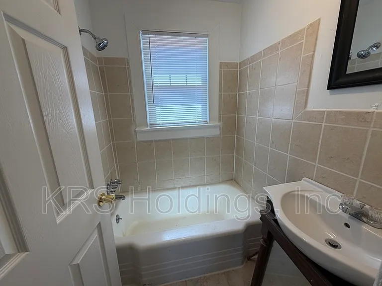 3313 Williams St — Photo 7