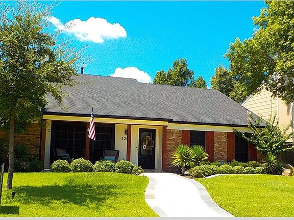 4th image of 2301 Salerno Dr