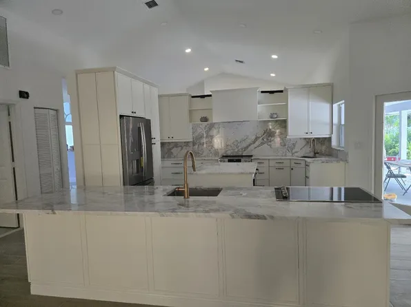 4753 NW 66th Ave, Lauderhill, FL 33319