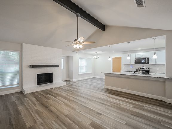 5th image of 728 Glenhaven Dr