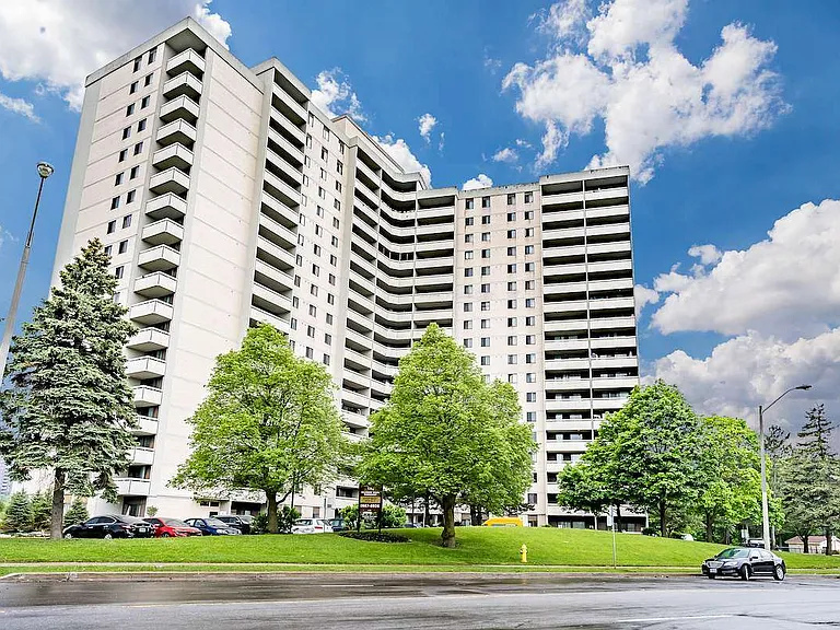 500 Murray Ross Pkwy — Photo 7