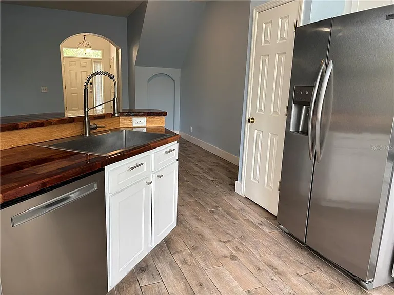 624 Black Lion Dr NE — Photo 8