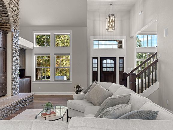 5th image of 3193 NW Colonial Dr
