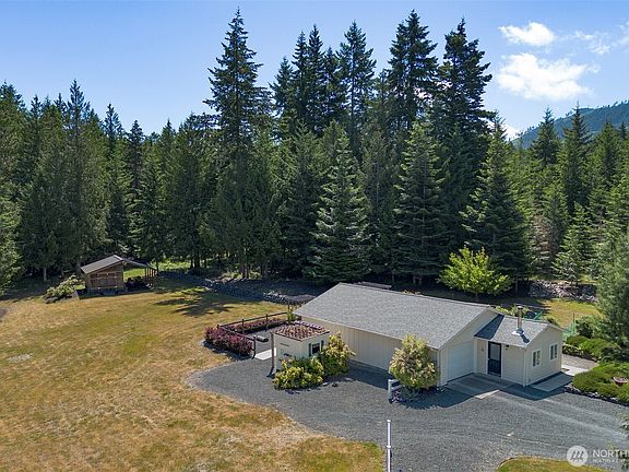 3rd image of 5541 S Doss Road