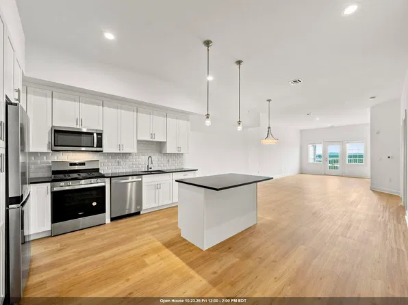 17 Hook Mountain Rd, Montville, NJ