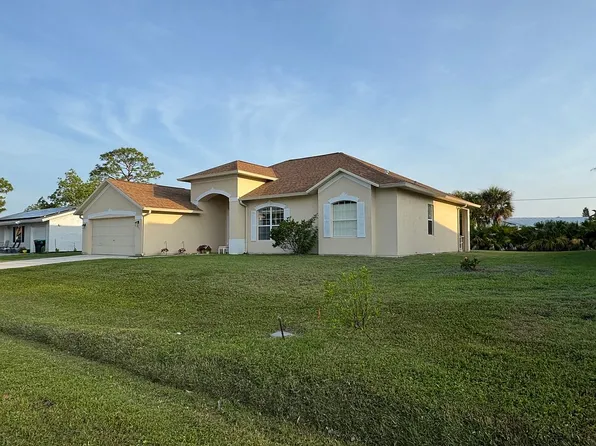 215 Americana Blvd NW, Palm Bay, FL 32907