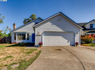 12930 SW Laurmont Dr, Tigard, OR