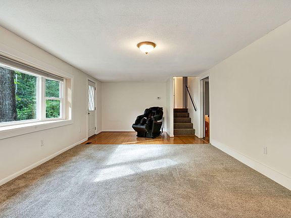 5th image of 3780 Calfee Ln SE