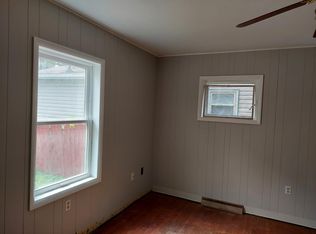 303 S State St, Springfield, IL 62704