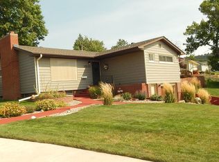 2624 Arrowhead Dr, Rapid City, SD 57702