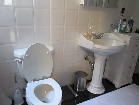 Rented by Rita S Citrin, LREB | media 22