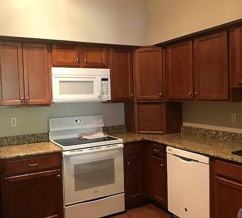 3rd image of 402 S Armenia Ave Unit 115