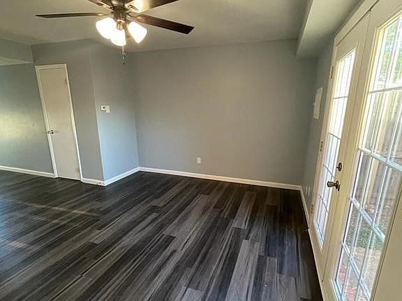 3rd image of 410 Britnie Ct