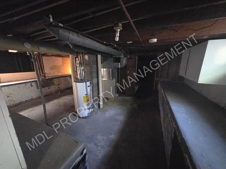 2257 S Niagara St — Photo 10