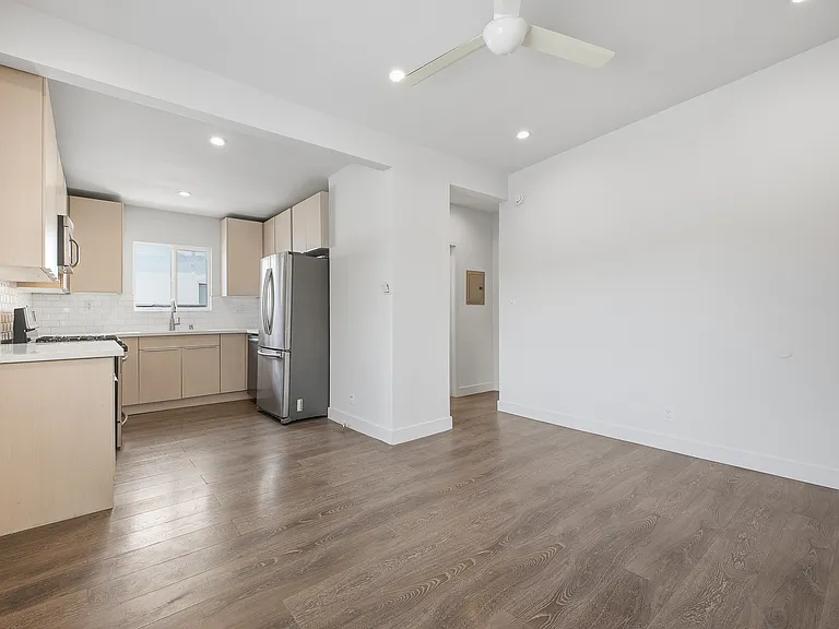 3408 Bellevue Ave #3 — Photo 4